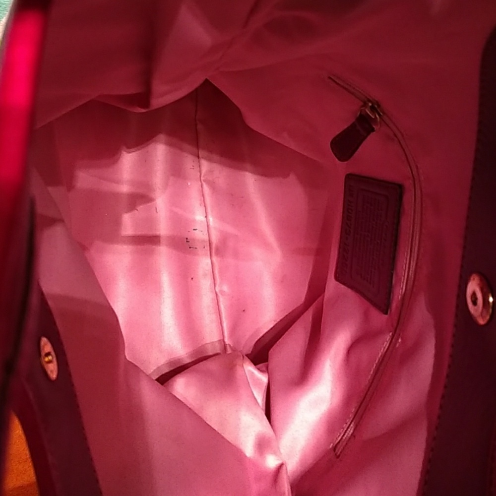 For sale Authentic Coach Plum hand/cr - Picture 8 of 8